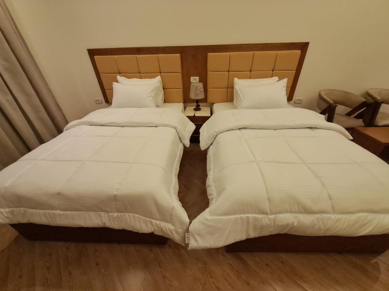Bed & Breakfast Three Pyramids Boutique