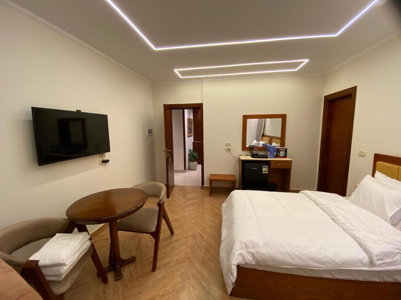 Three Pyramids Boutique Cairo