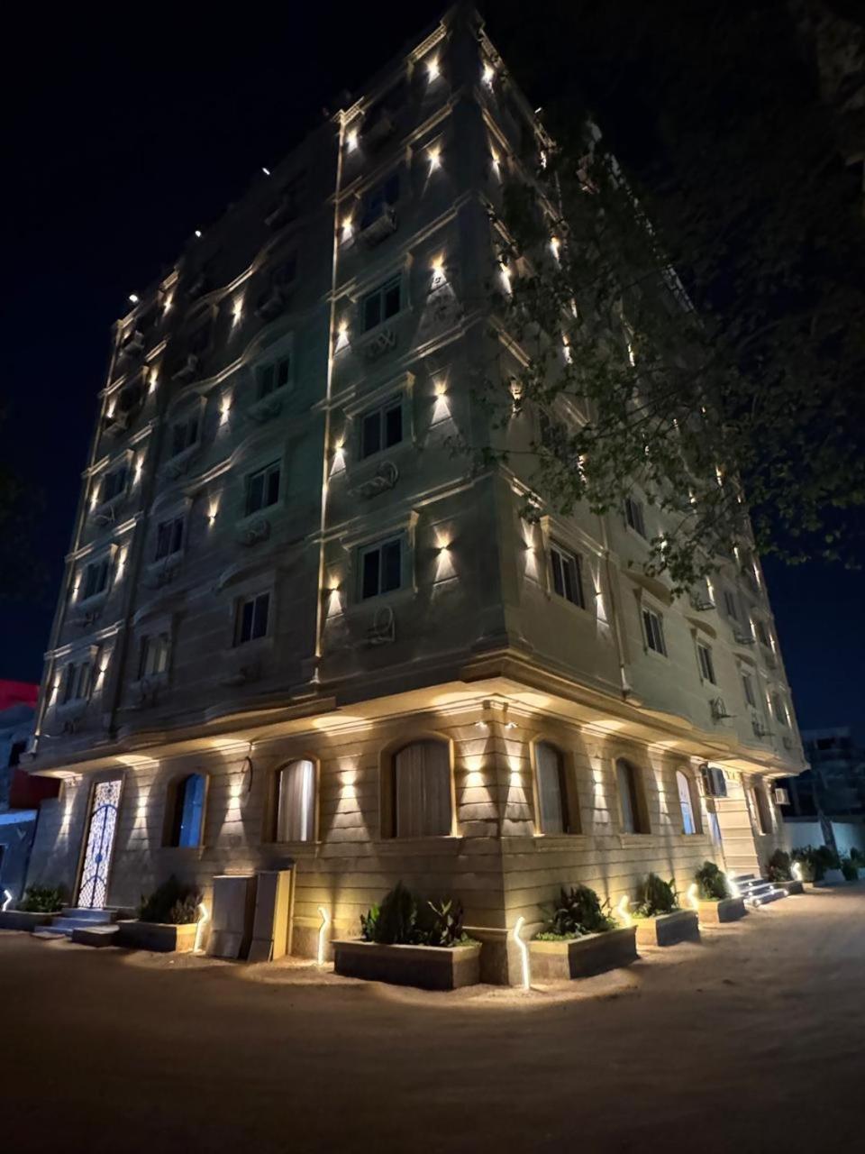 Bed & Breakfast Three Pyramids Boutique