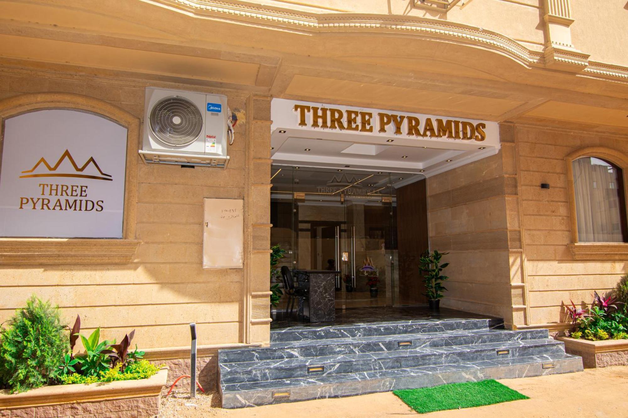 Three Pyramids Boutique Bed & Breakfast