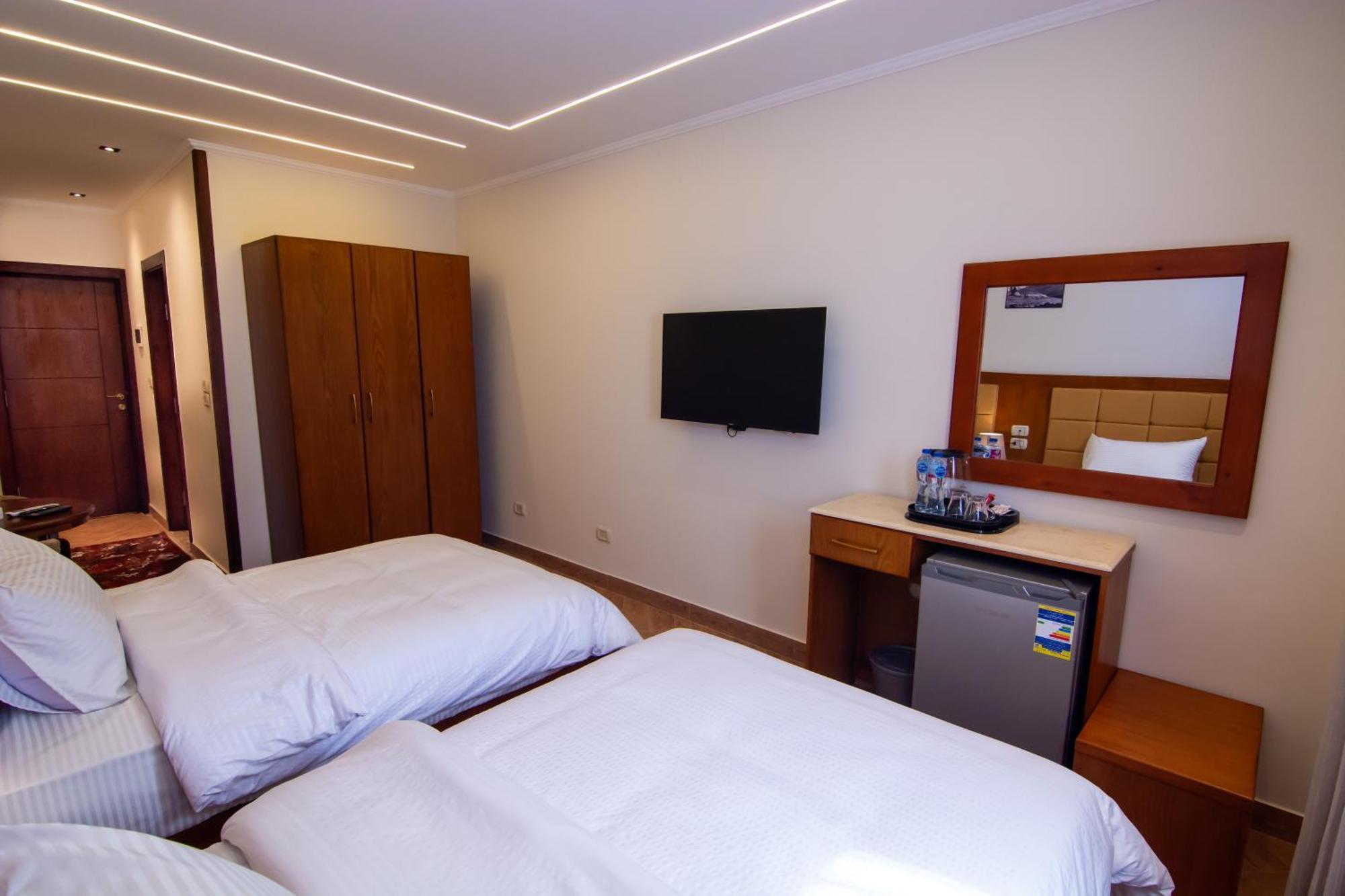 Three Pyramids Boutique Bed & Breakfast Cairo