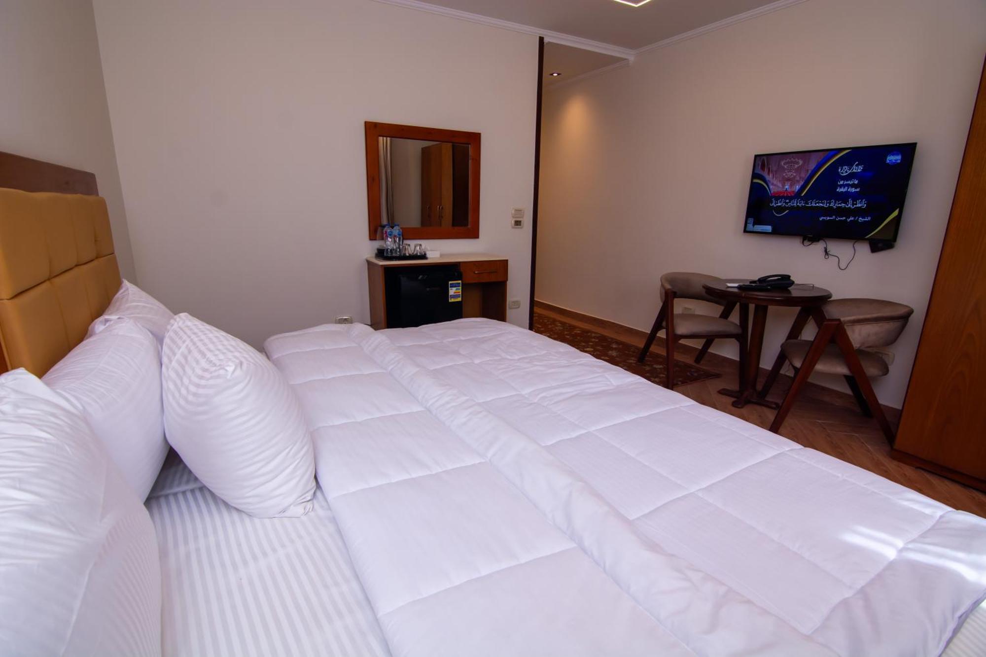 Three Pyramids Boutique Bed & Breakfast Cairo